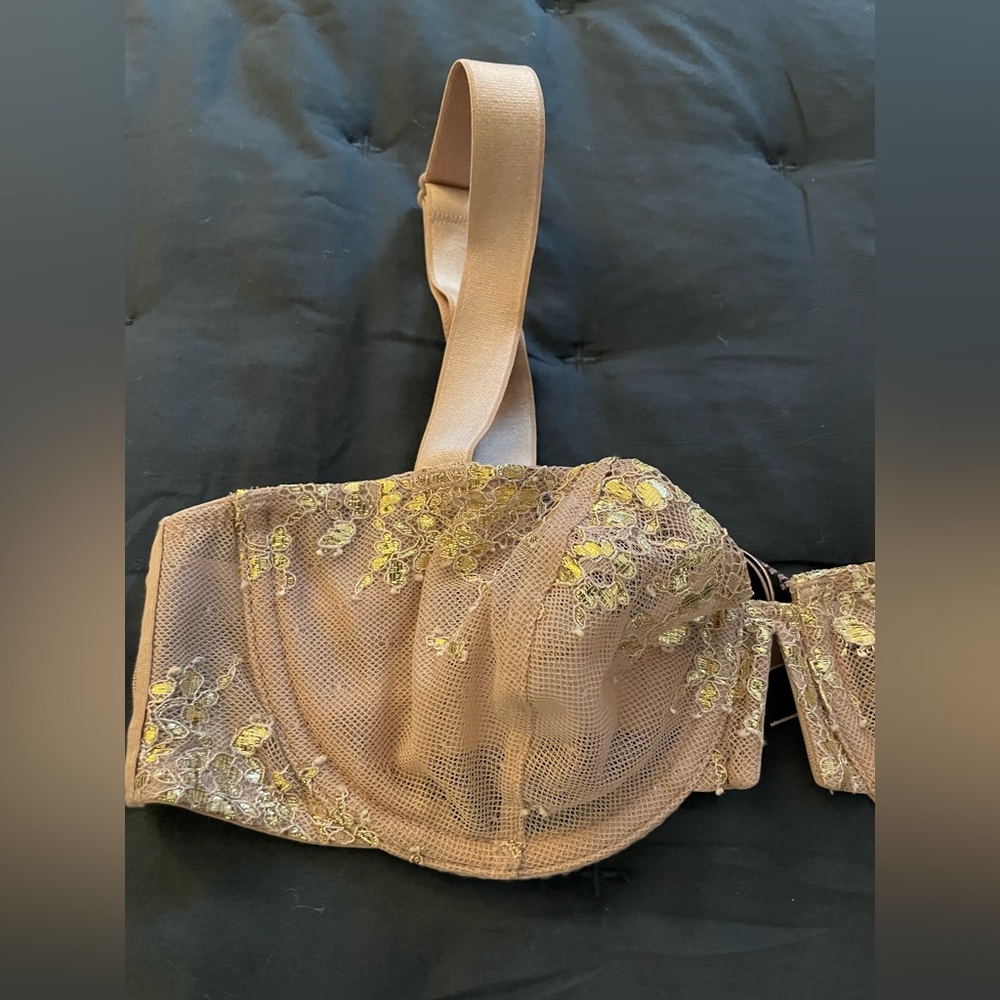 Victoria's Secret very sexy line sheet bra 34B - Picture 3 of 16